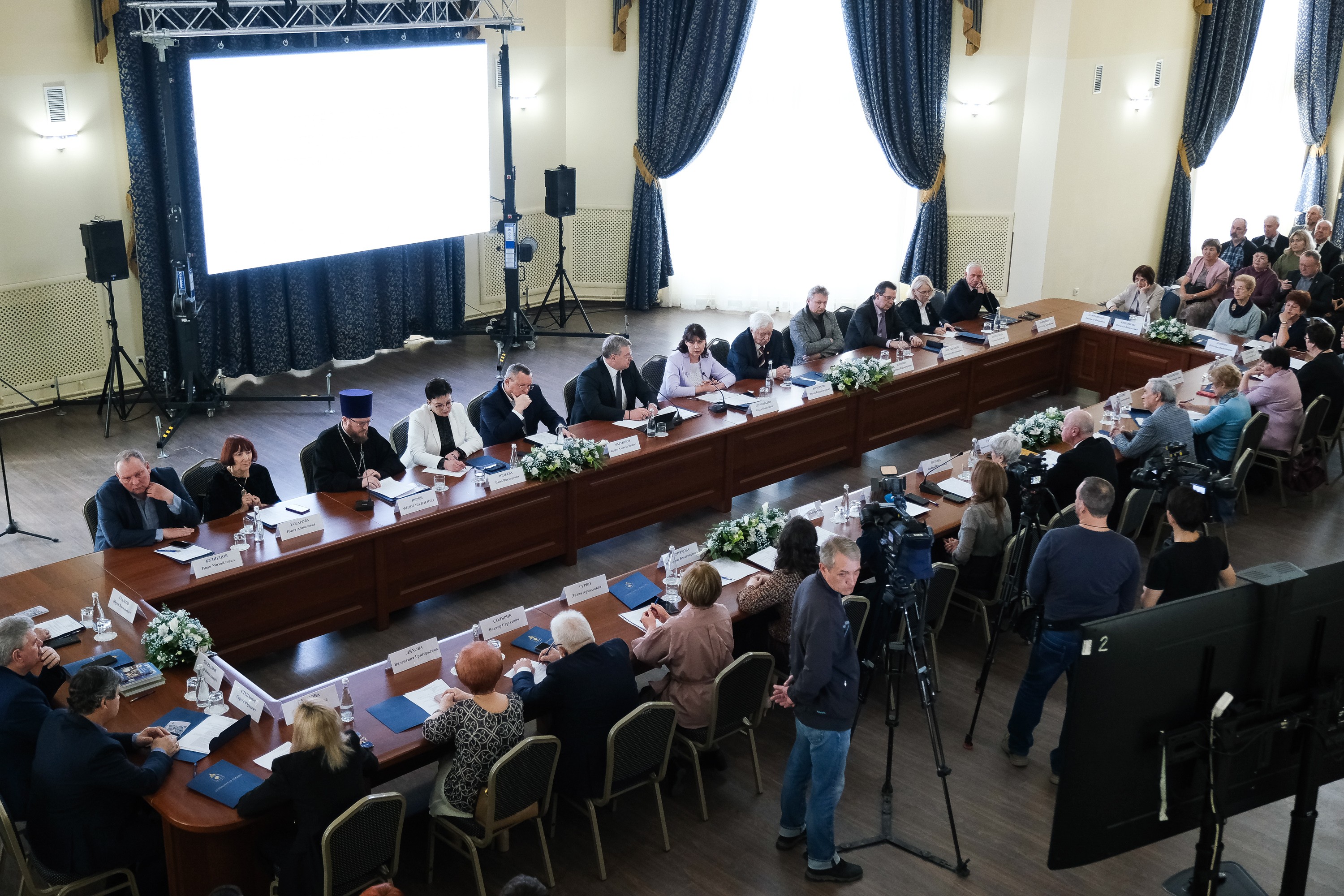 В Астраханском театре оперы и балета состоялось заседание Совета по культуре при губернаторе