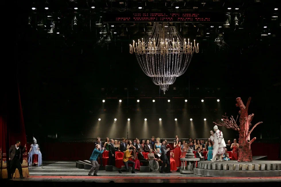 "Паяцы" - опера выразившая все идеи итальянского веризма на Большой сцене 29-го октября