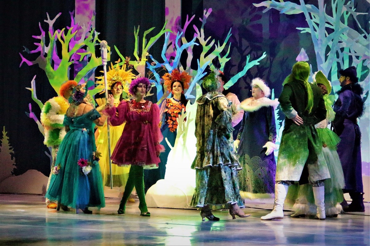 Астраханский театр оперы и балета представил премьеру новогодней сказки