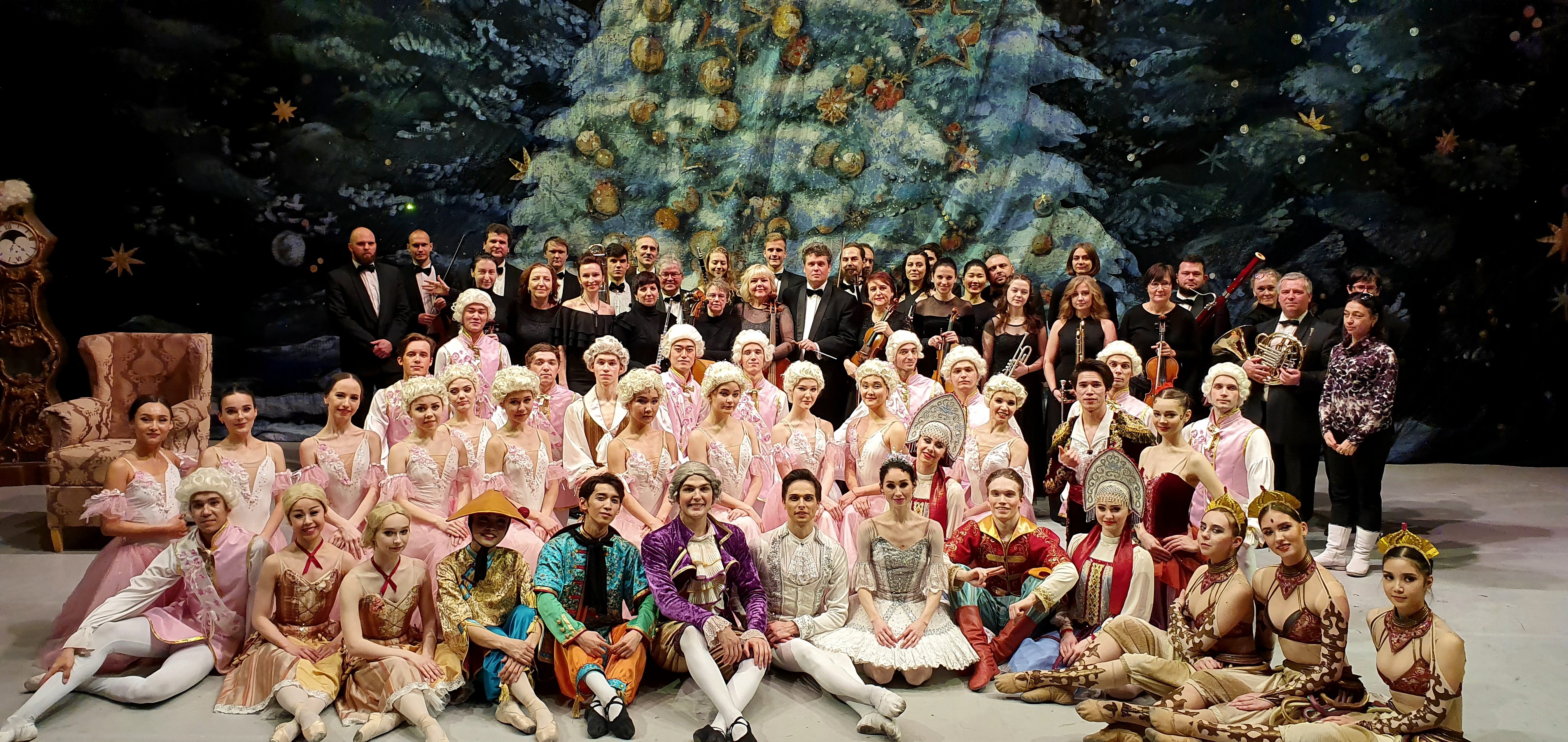 Во Франции завершаются гастроли Астраханского театра Оперы и Балета